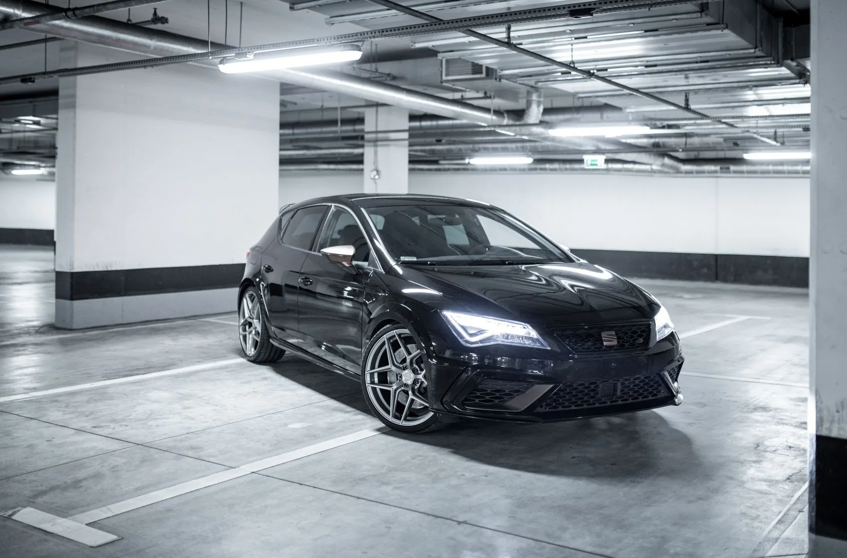 Concaver CVR2 on Seat Leon Cupra 3rd gen (5F), photo 2
