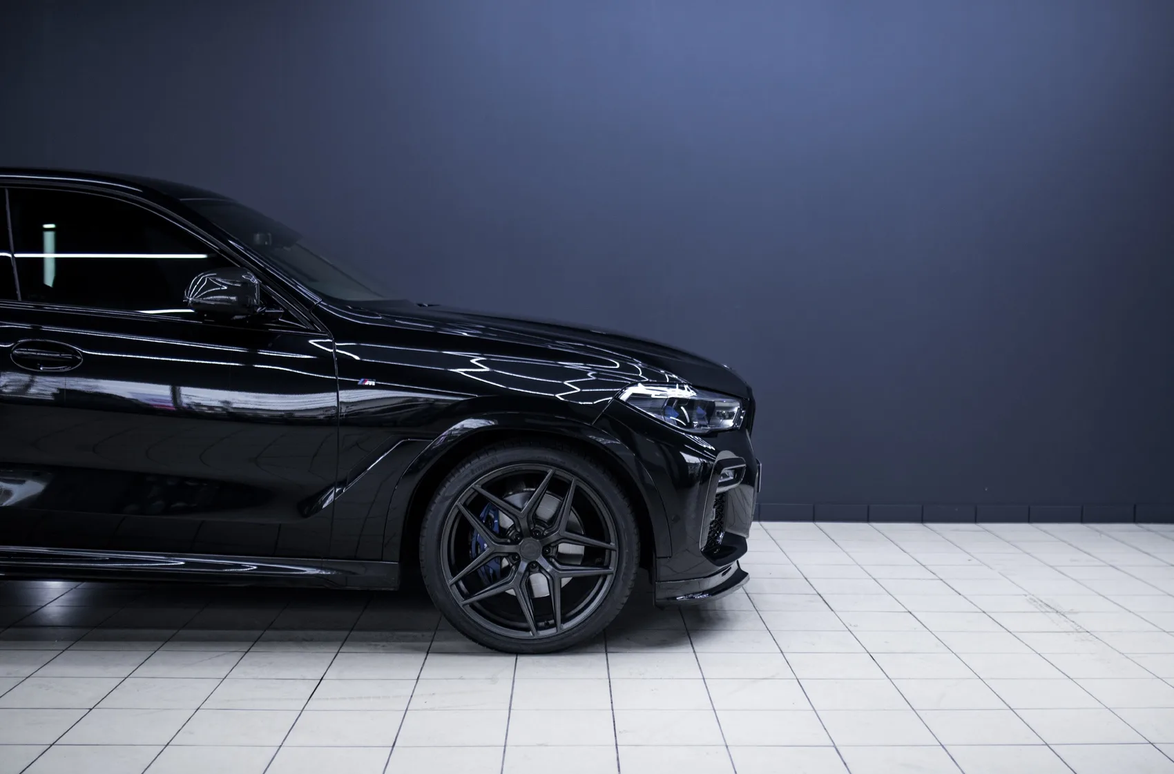 Concaver CVR2 on BMW X6 M G06.1, photo 5