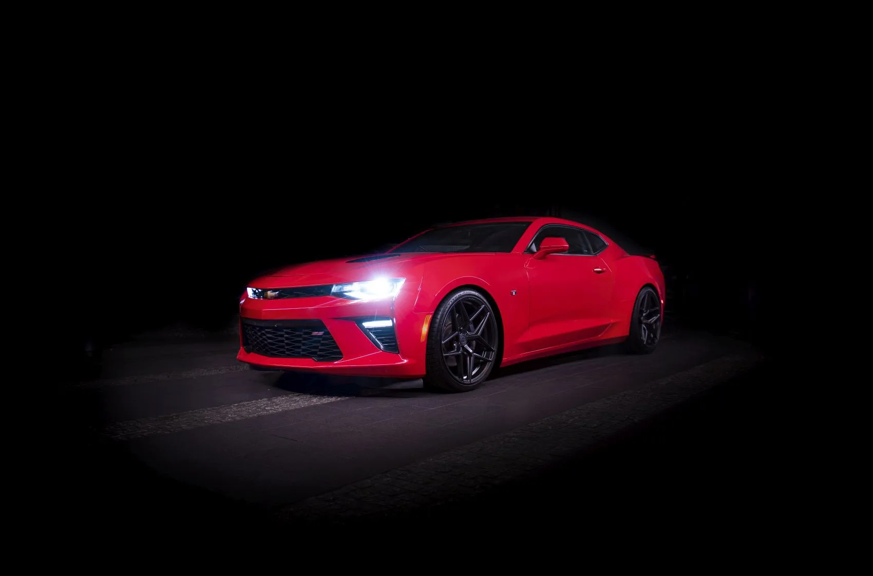 Concaver CVR2 on Chevrolet Camaro Sixth Generation (2016-24)