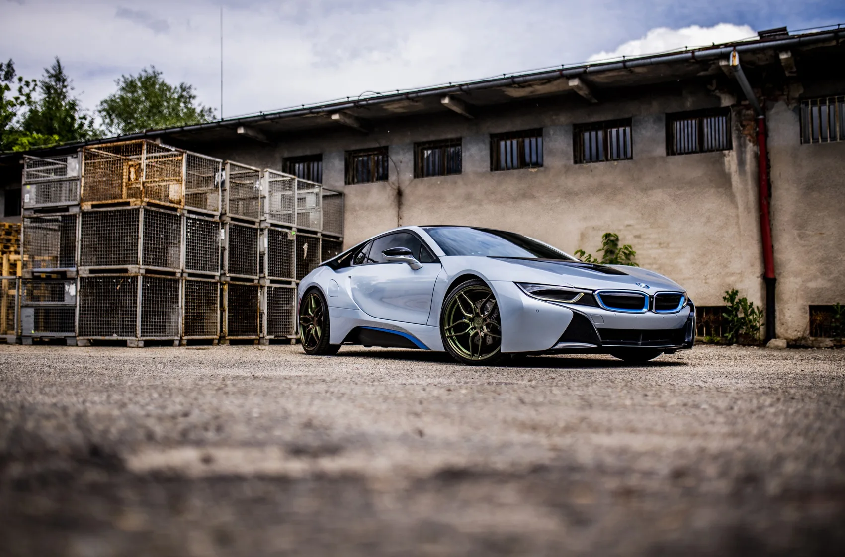Concaver CVR3 on BMW i8 I12.1