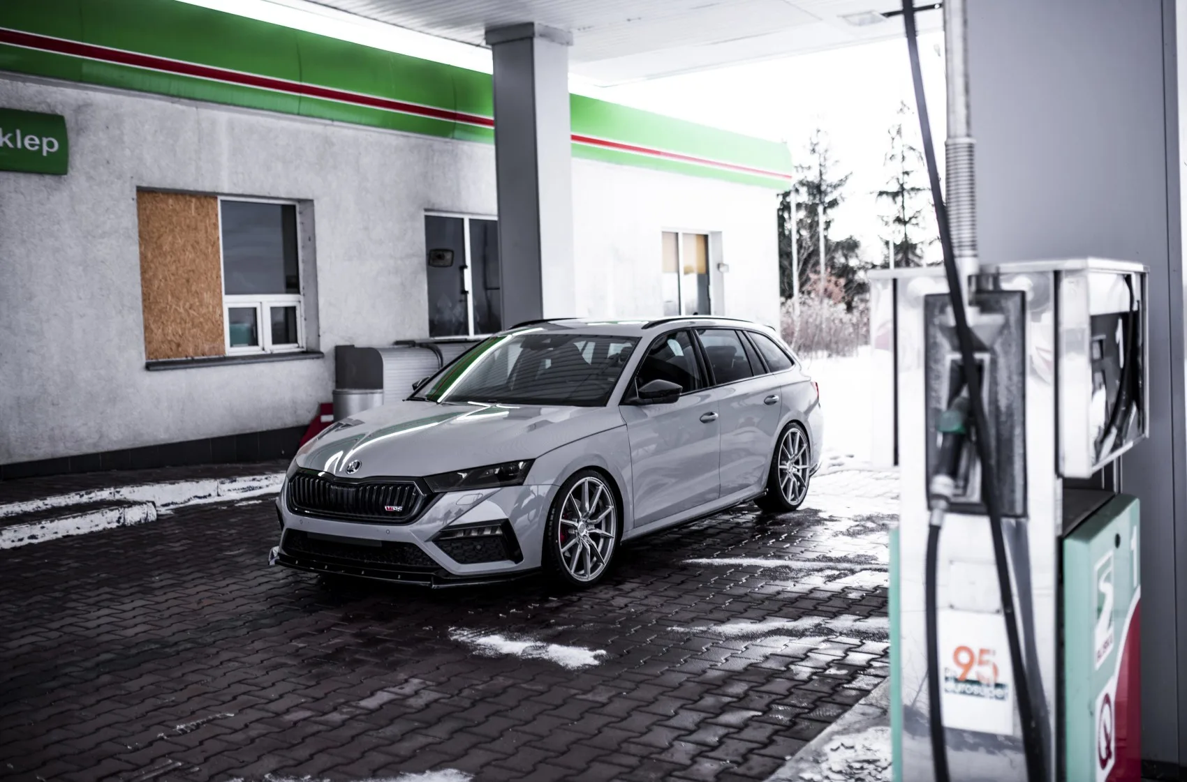 Concaver CVR4 on Skoda Octavia 4th gen (NX), photo 7