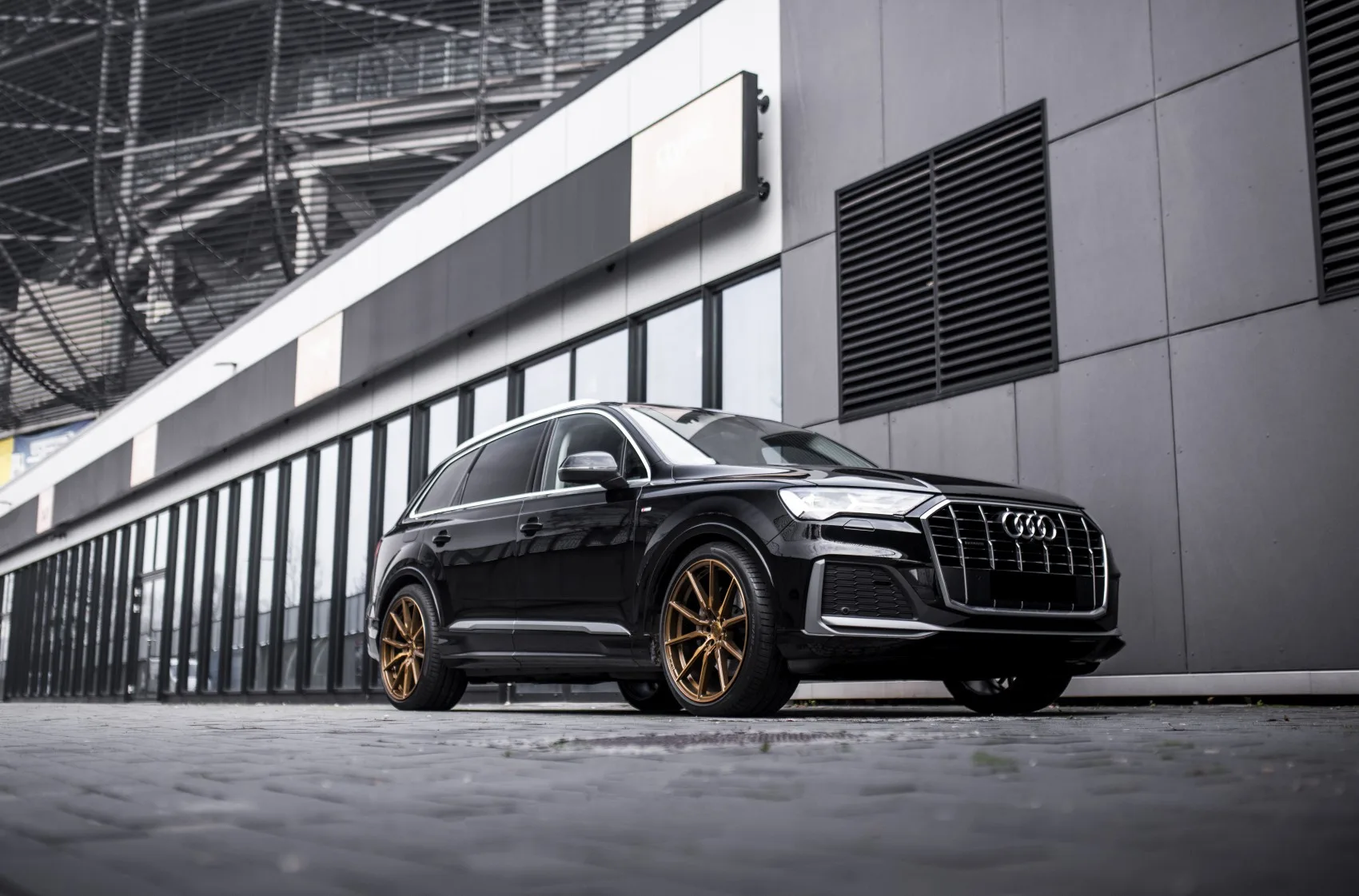 Concaver CVR4 on Audi SQ7 4M.1