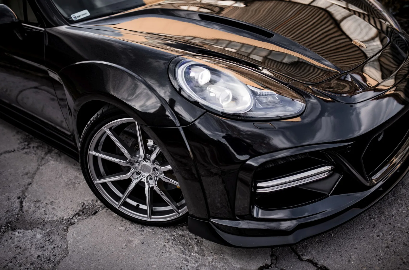 Concaver CVR4 on Porsche Panamera 971.1, photo 12