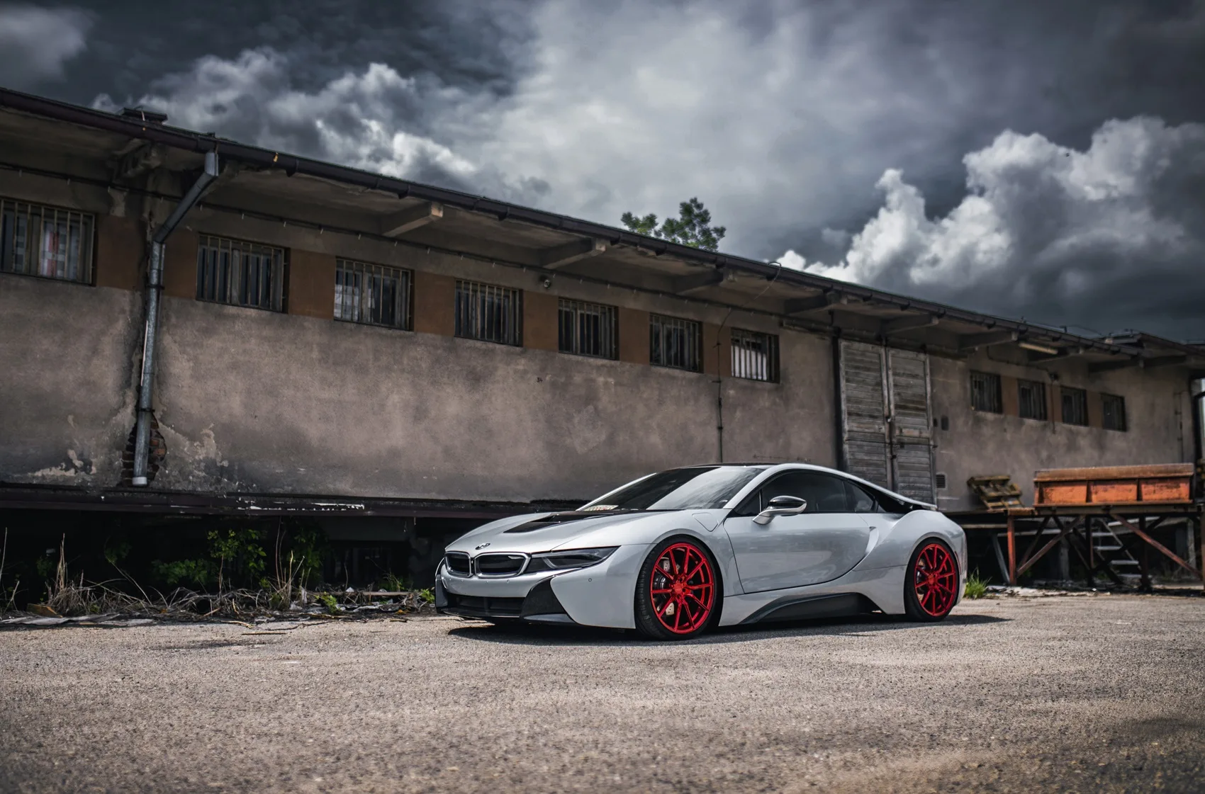Concaver CVR4 on BMW i8 I12.1