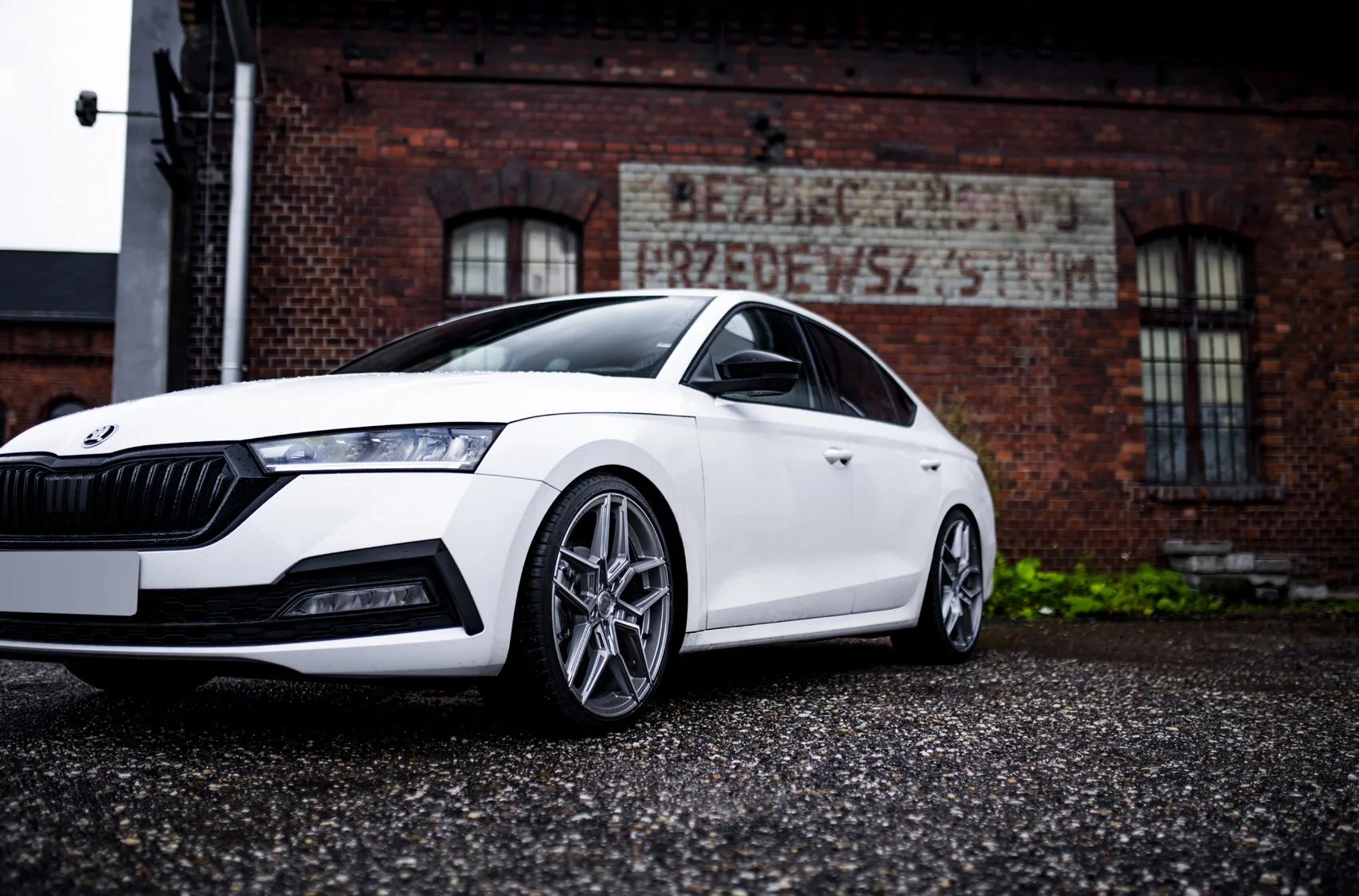 Concaver CVR5 on Skoda Octavia 4th gen (NX), photo 8