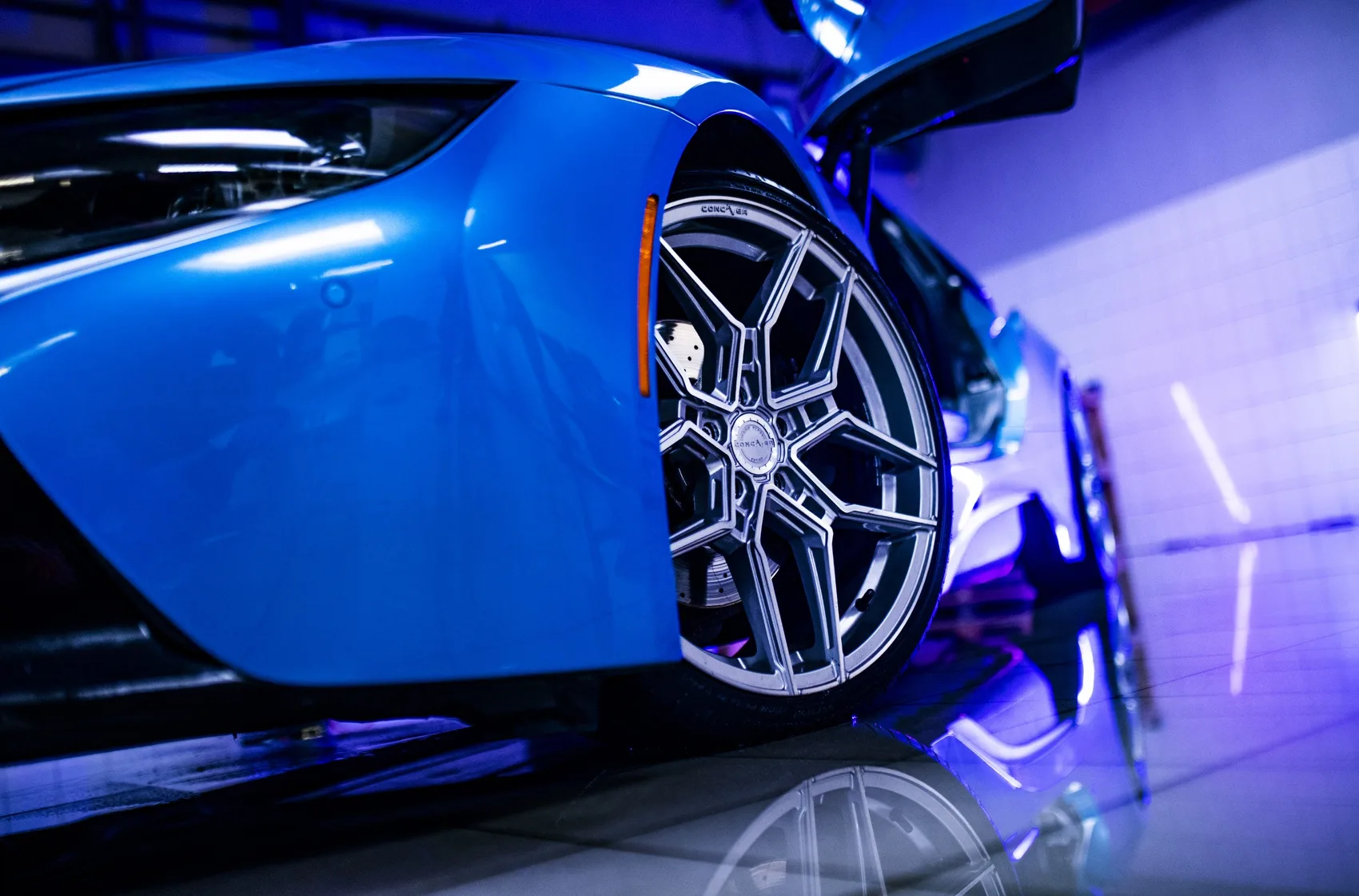 Concaver CVR5 on BMW i8 I12.1, photo 8