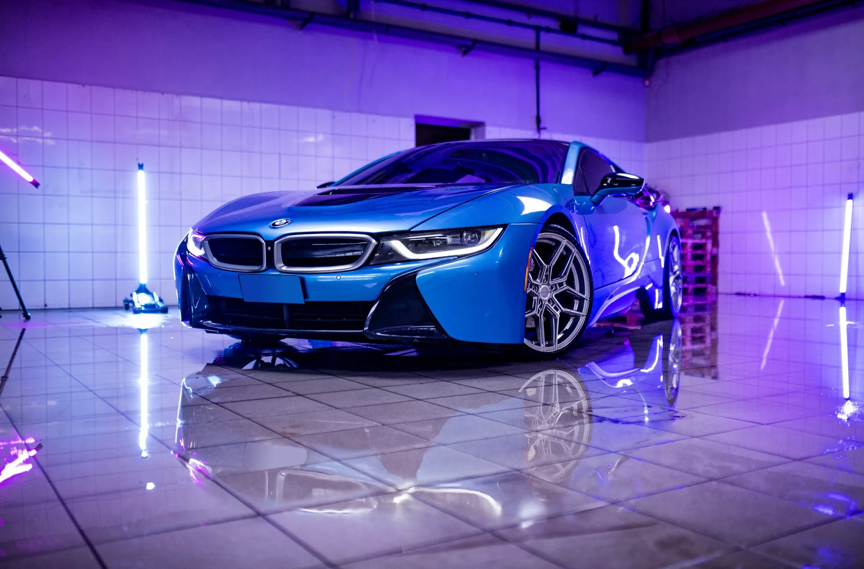 Concaver CVR5 on BMW i8 I12.1, photo 9