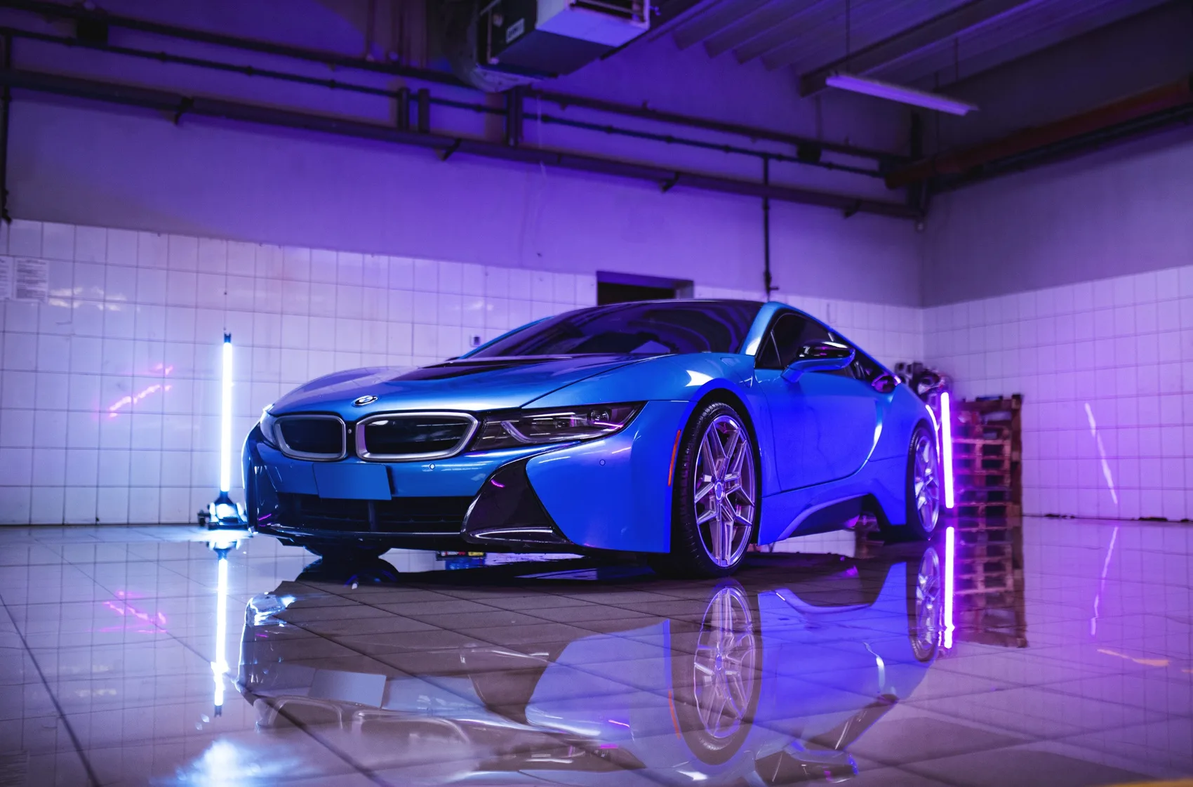 Concaver CVR5 on BMW i8 I12.1