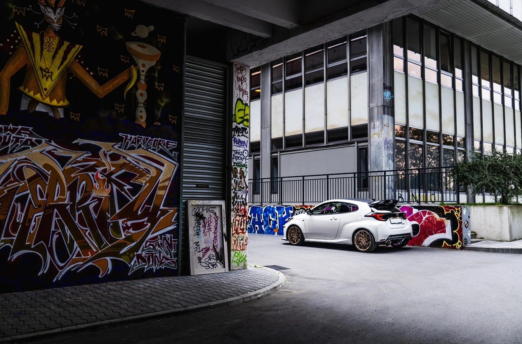 Concaver CVR6 on Toyota Yaris XP210, photo 12