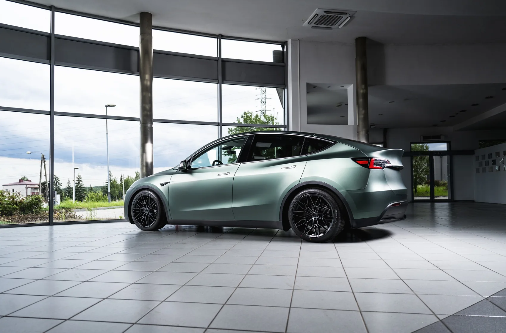 Concaver CVR6 on Tesla Model Y Original (2020-), photo 4