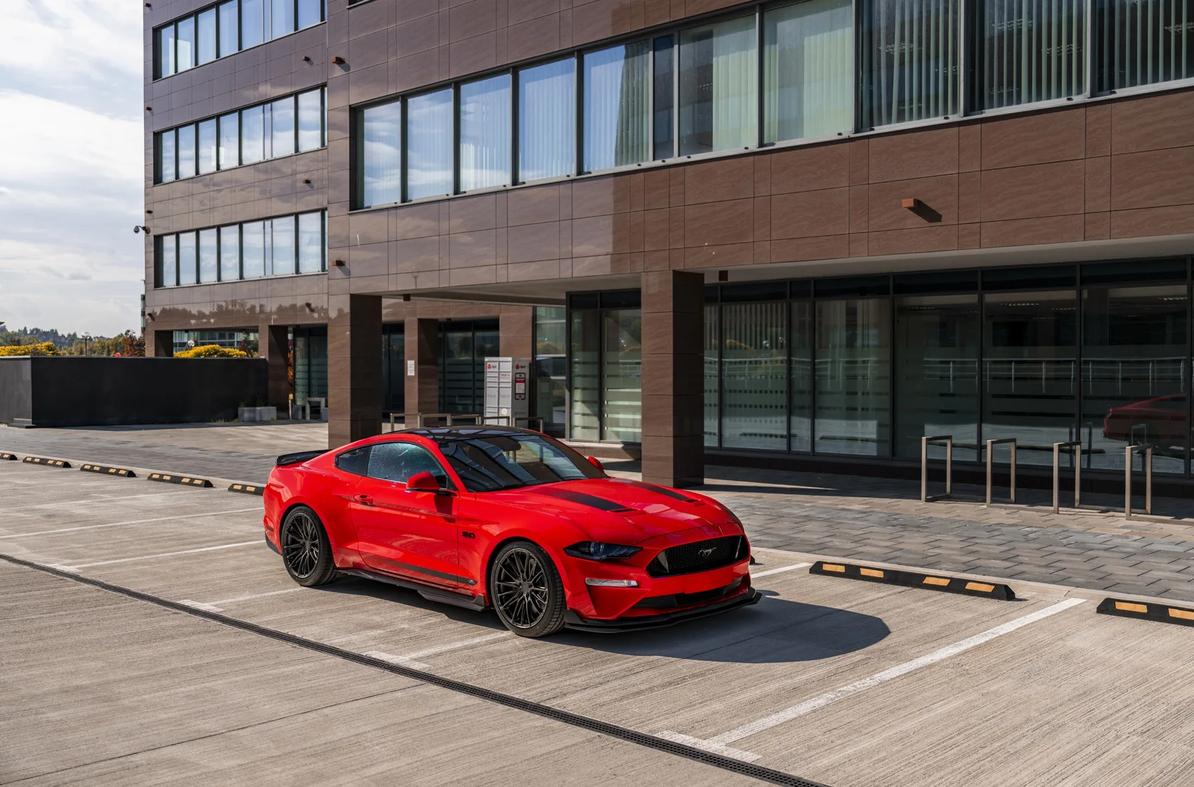 Concaver CVR7 on Ford Mustang S550.1