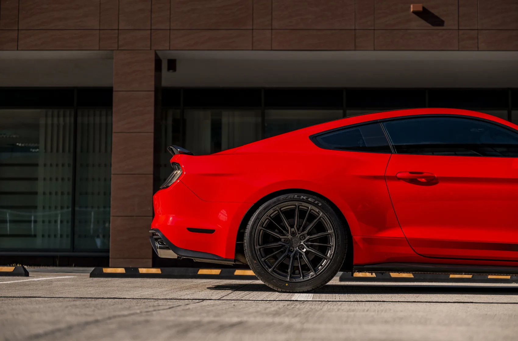 Concaver CVR7 on Ford Mustang S550.1, photo 6