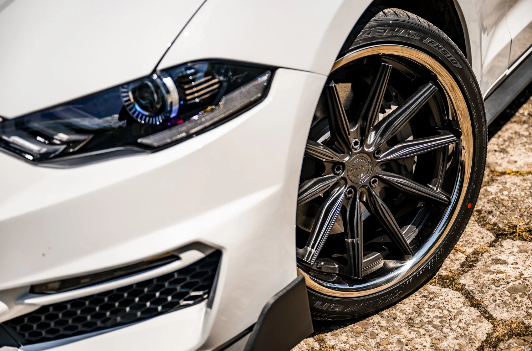 Concaver CVR8 on Ford Mustang S550.1, photo 4