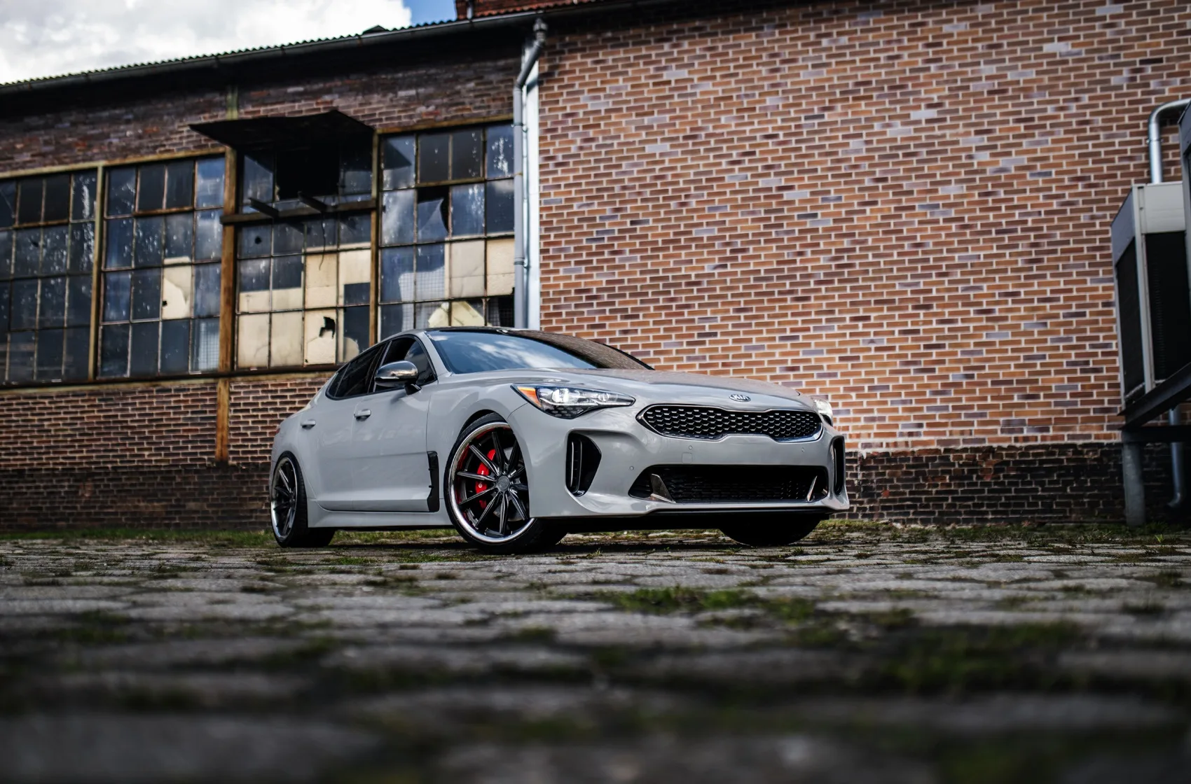 Concaver CVR8 on Kia Stinger CK (1st gen).1