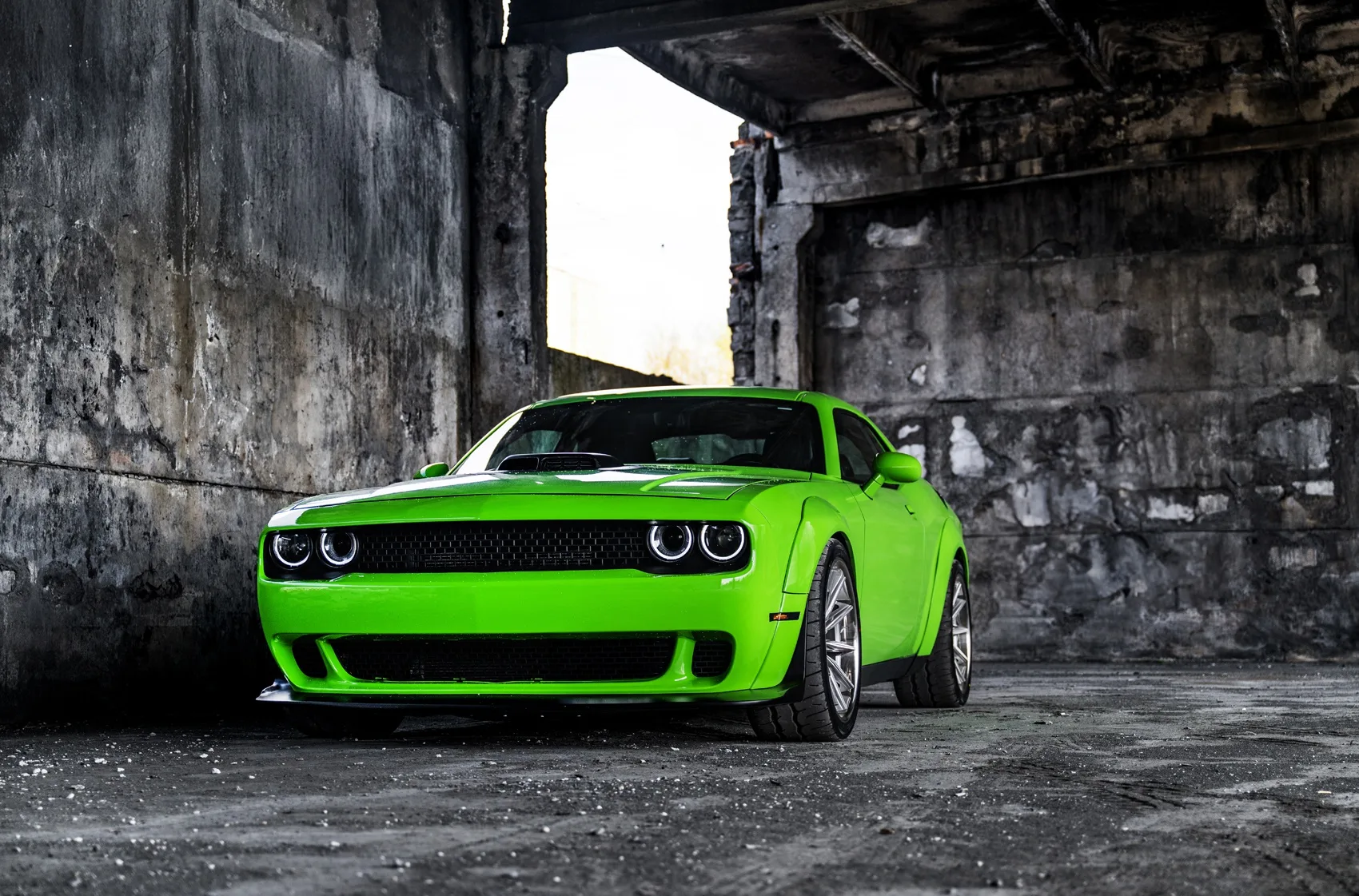 Concaver CVR8 on Dodge Challenger LC (3rd gen), photo 10