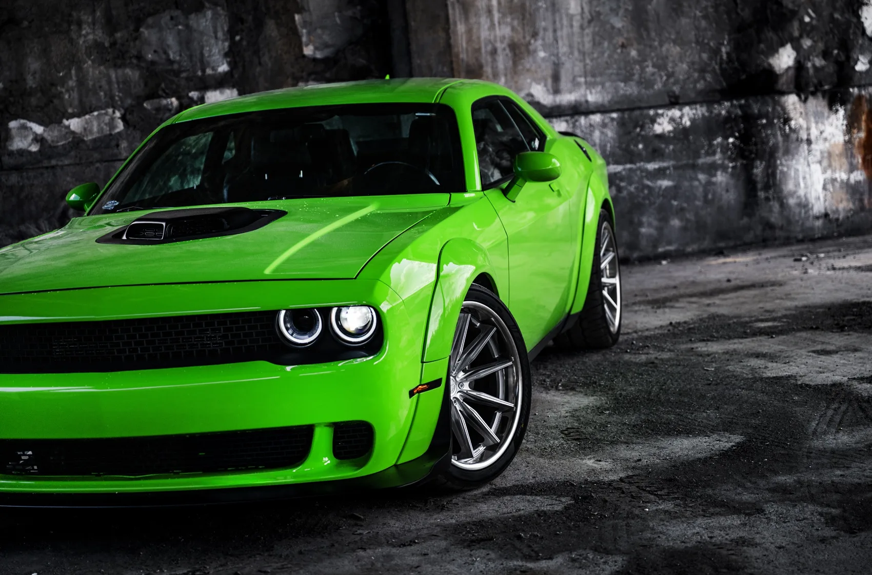 Concaver CVR8 on Dodge Challenger LC (3rd gen), photo 4