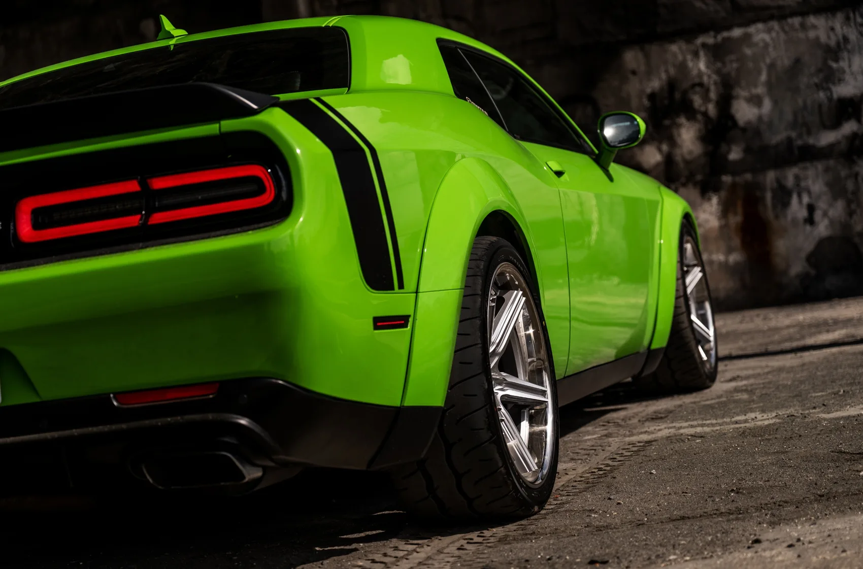 Concaver CVR9 on Dodge Challenger LC (3rd gen), photo 12