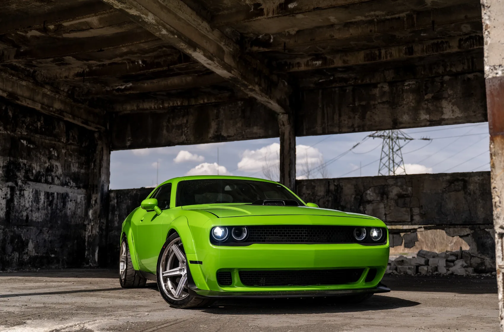 Concaver CVR9 on Dodge Challenger LC (3rd gen), photo 5