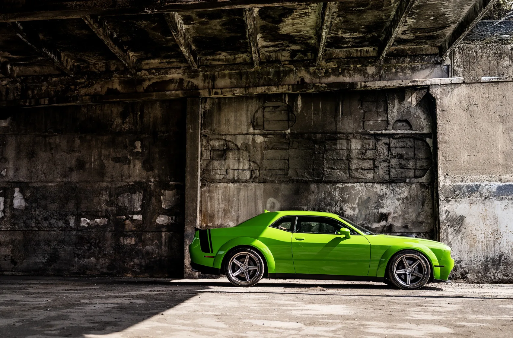 Concaver CVR9 on Dodge Challenger LC (3rd gen), photo 9