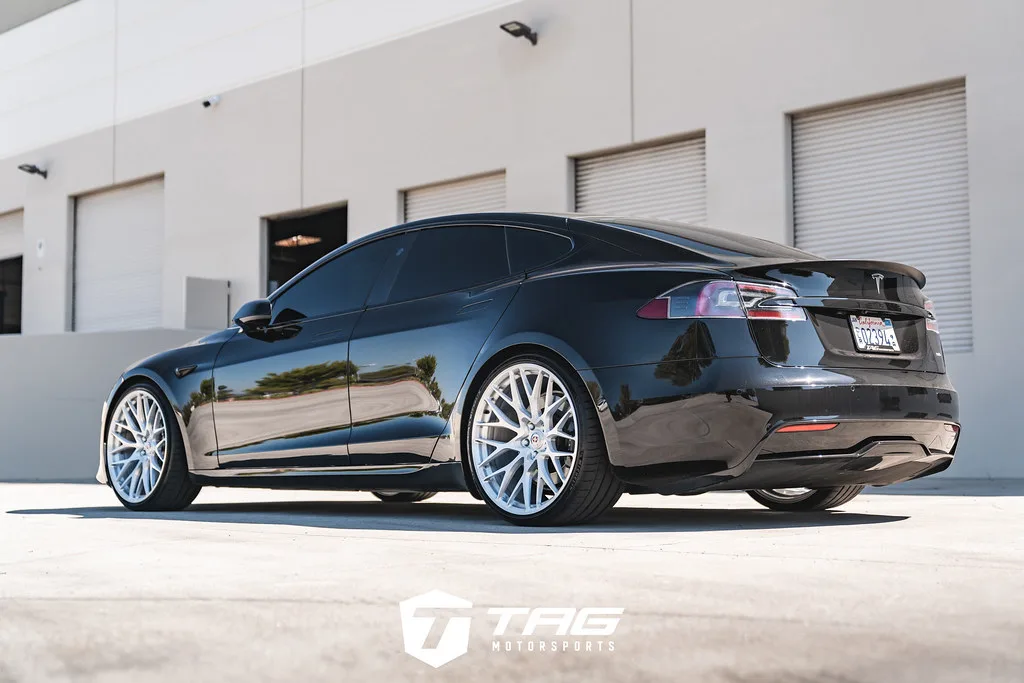HRE Performance 520M on Tesla Model S Original (2012-2016)