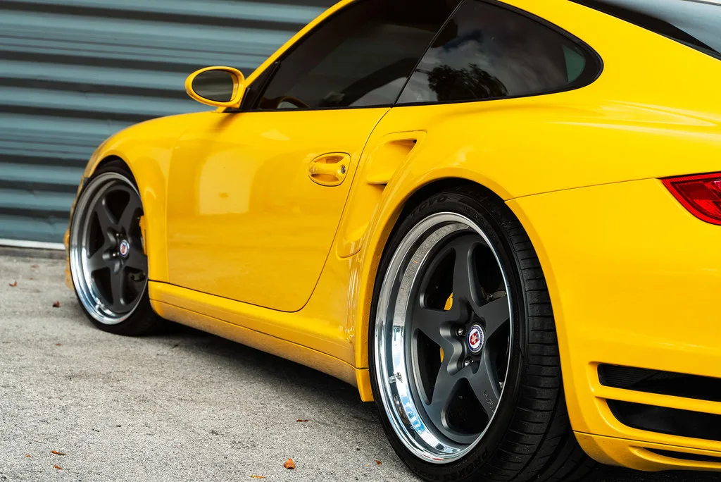 HRE Performance 527 on Porsche 911 997.2