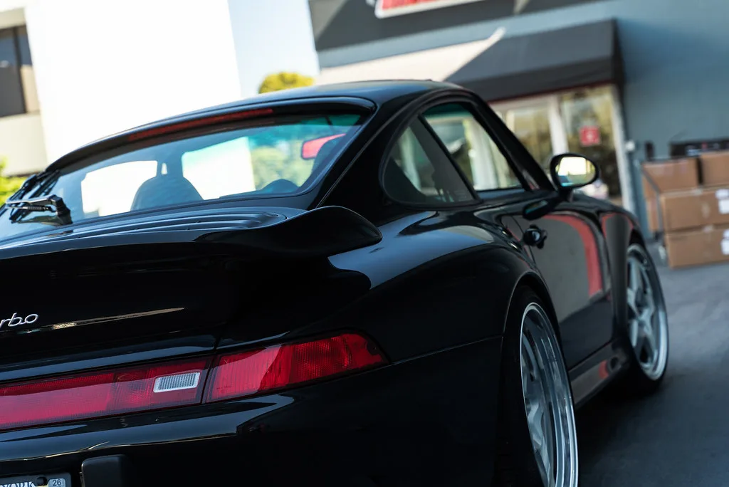 HRE Performance 527 on Porsche 911 993.1