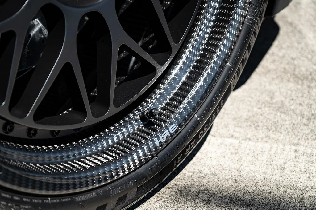 HRE Performance Classic 300 CRBN