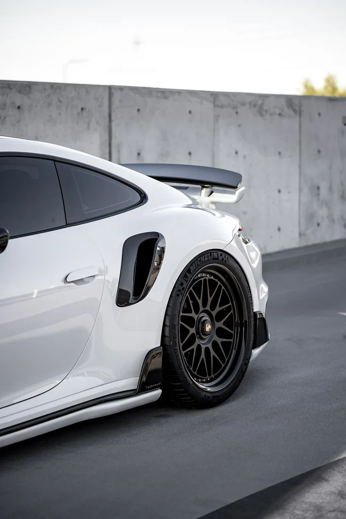 HRE Performance Classic 300 FMR on Porsche 911 992.1, photo 11