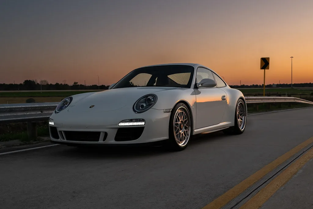 HRE Performance Classic 300 on Porsche 911 997.2, photo 2