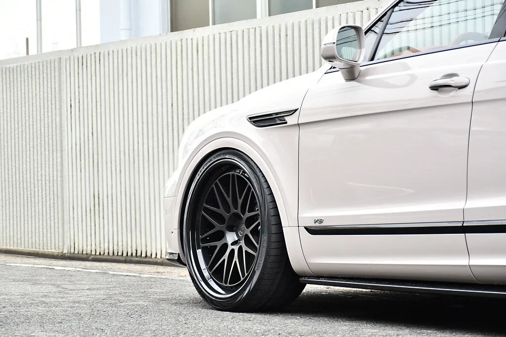 HRE Performance Classic 300 on Bentley Bentayga.1, photo 4
