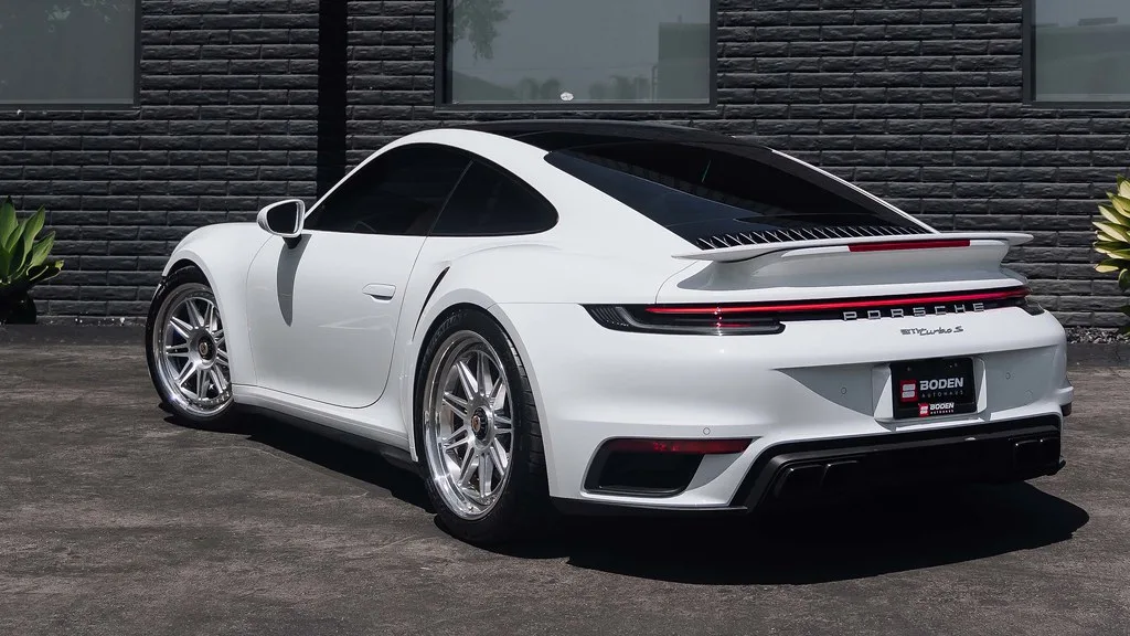 HRE Performance Classic 301 on Porsche 911 992.1, photo 3