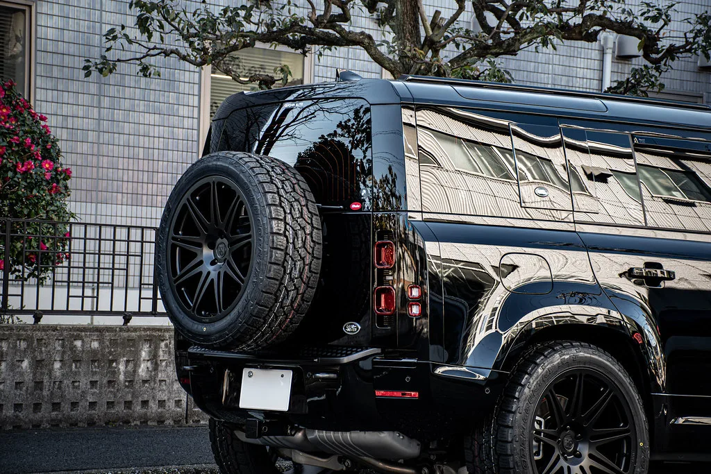 HRE Performance Classic 301M on Land Rover Defender L663, photo 5