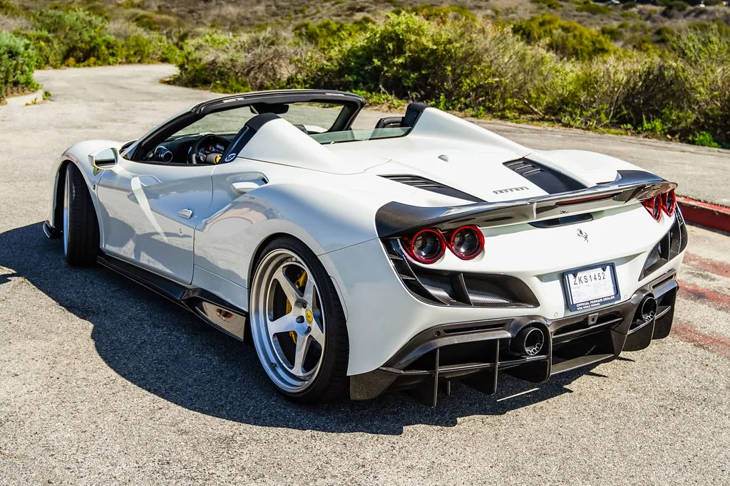 HRE Performance Classic 305 on Ferrari F8 F142MFL, photo 2