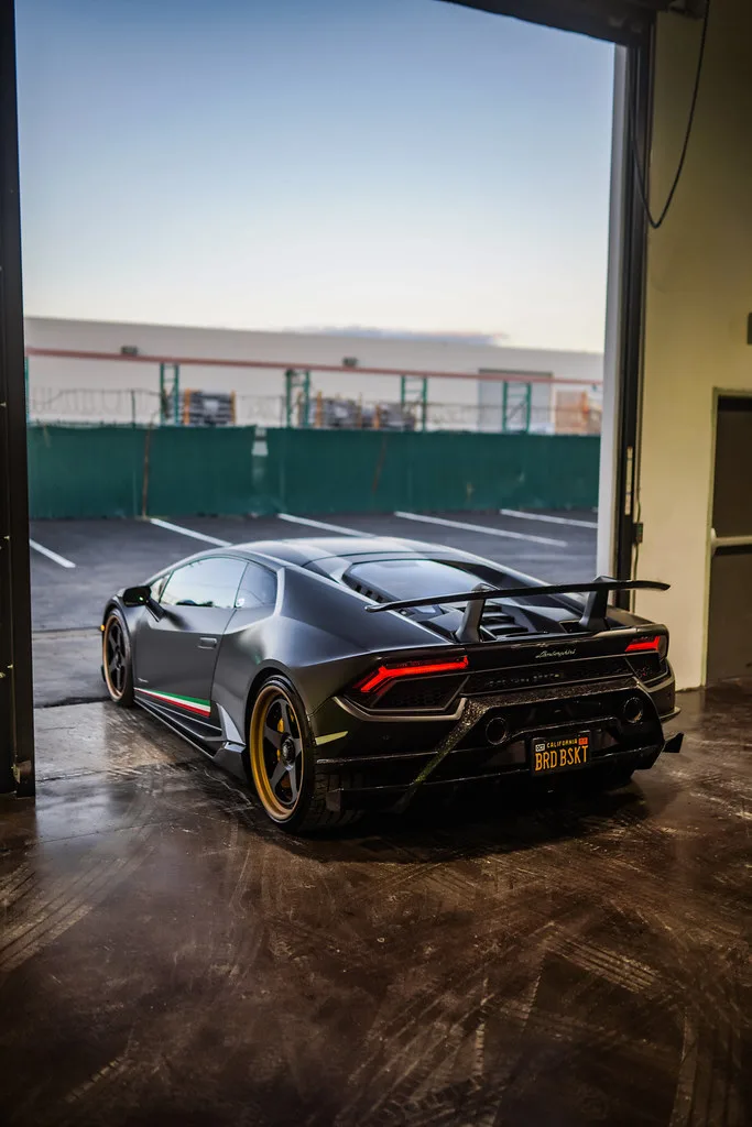 HRE Performance Classic 305 on Lamborghini Huracan Performante LP 640-4 (2017-2019), photo 2