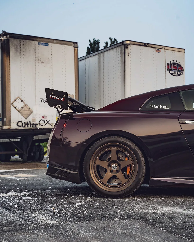 HRE Performance Classic 305 on Nissan GT-R R35.1