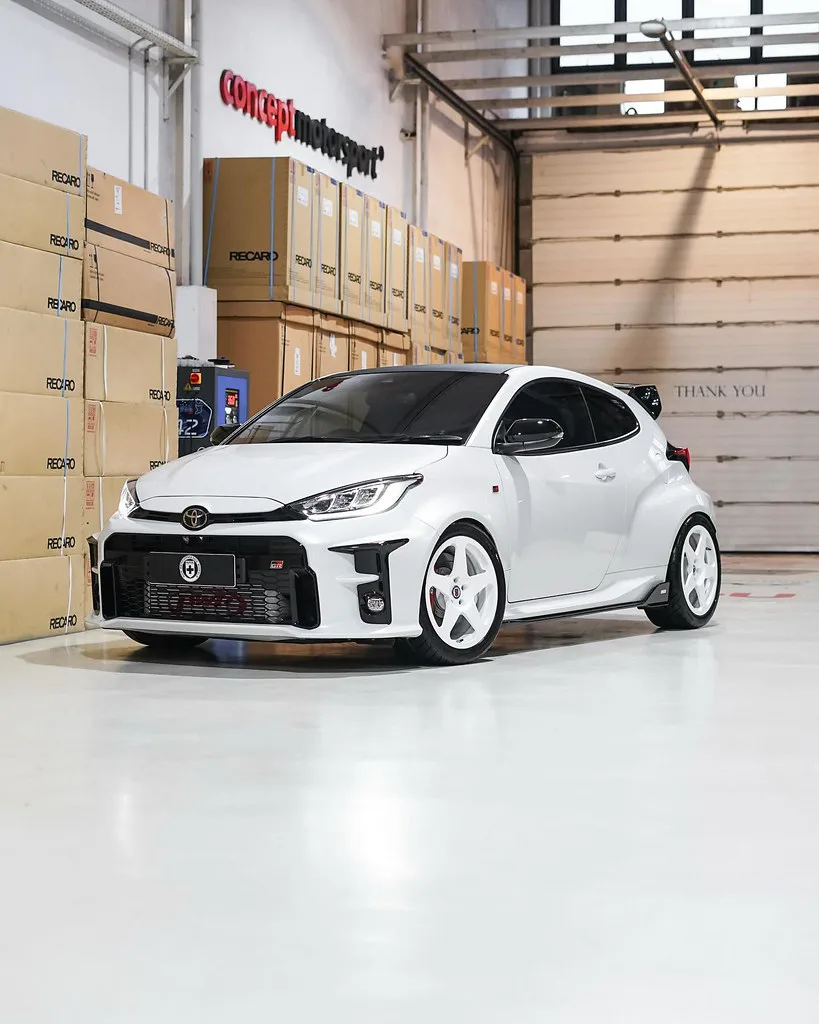 HRE Performance Classic 305M on Toyota GR Yaris GXPA16.1, photo 2