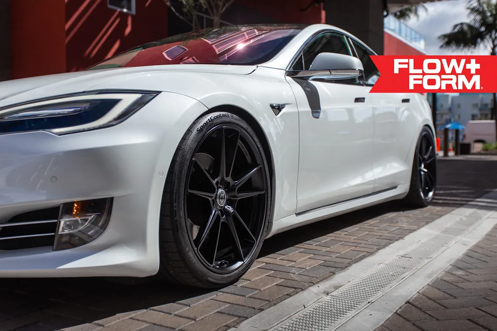 HRE Performance FlowForm 21" FF04 on Tesla Model S Original (2012-2016), photo 2