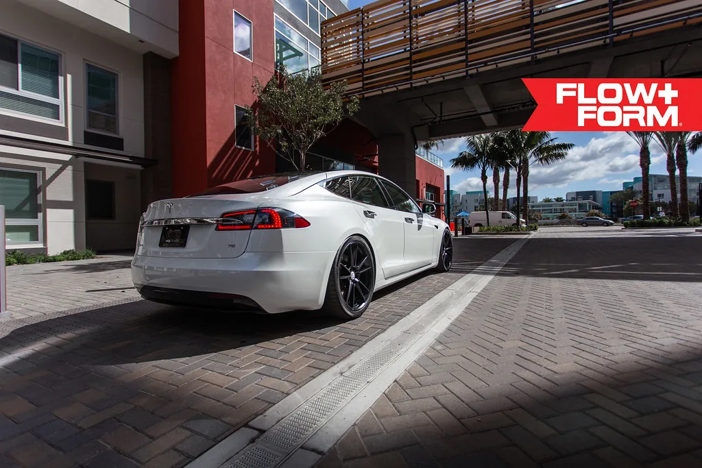 HRE Performance FlowForm 21" FF04 on Tesla Model S Original (2012-2016), photo 3
