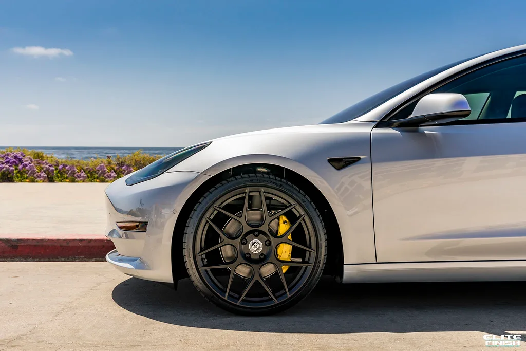 HRE Performance FlowForm FF01 Wheels on Tesla Model 3 Original (2017-2023)
