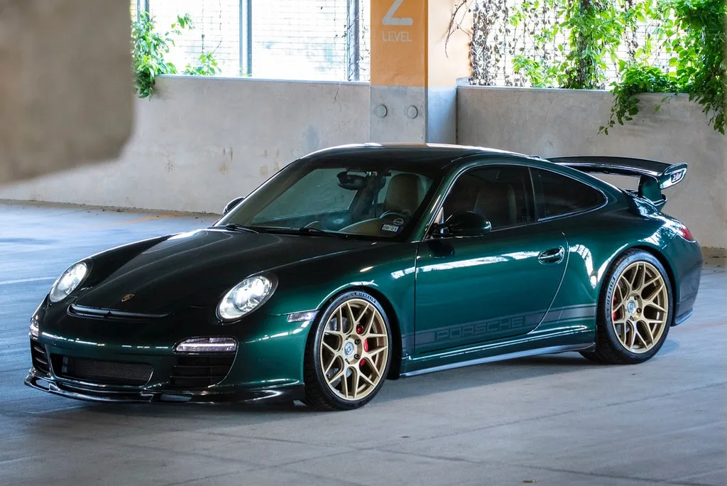 HRE Performance FlowForm FF01 on Porsche 911 997.2