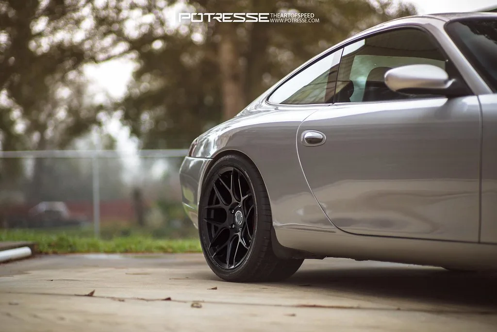 HRE Performance FlowForm FF01 on Porsche 911 996.1