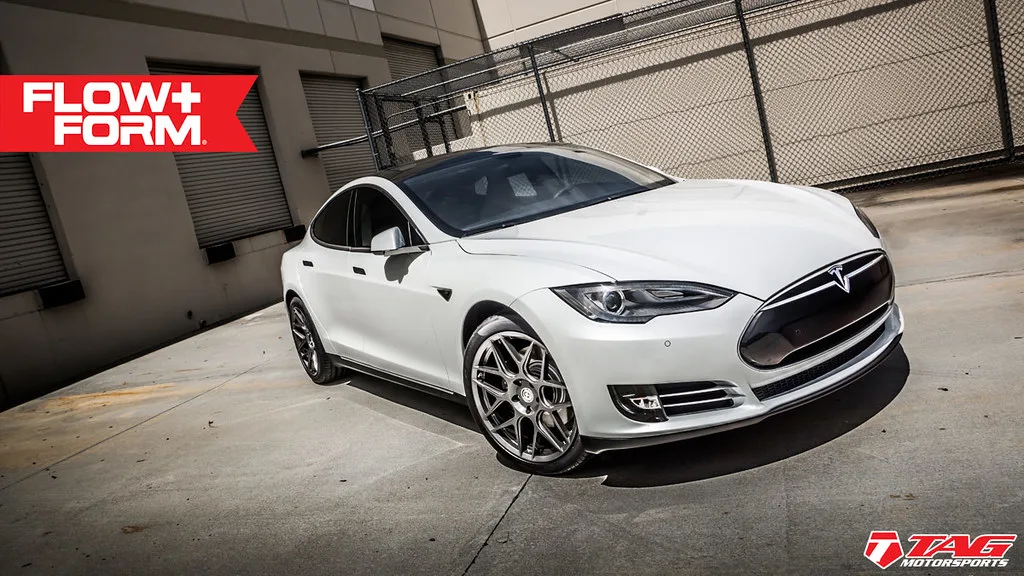 HRE Performance FlowForm FF01 on Tesla Model S Original (2012-2016), photo 6