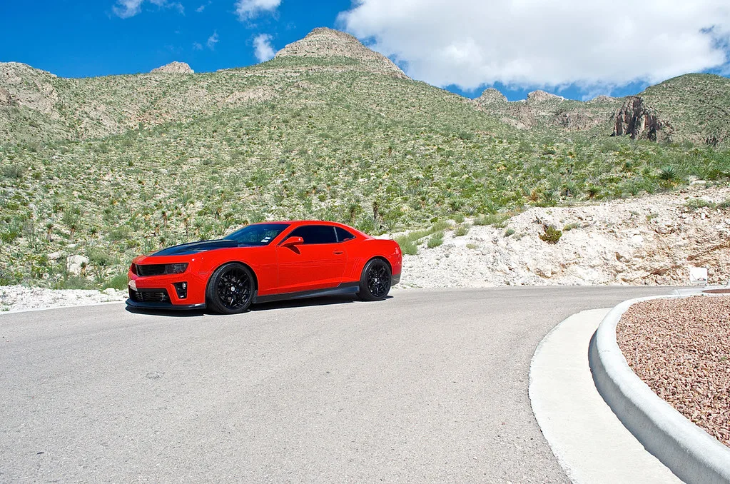 HRE Performance FlowForm FF01 on Chevrolet Camaro Fifth Generation (2010-15).1