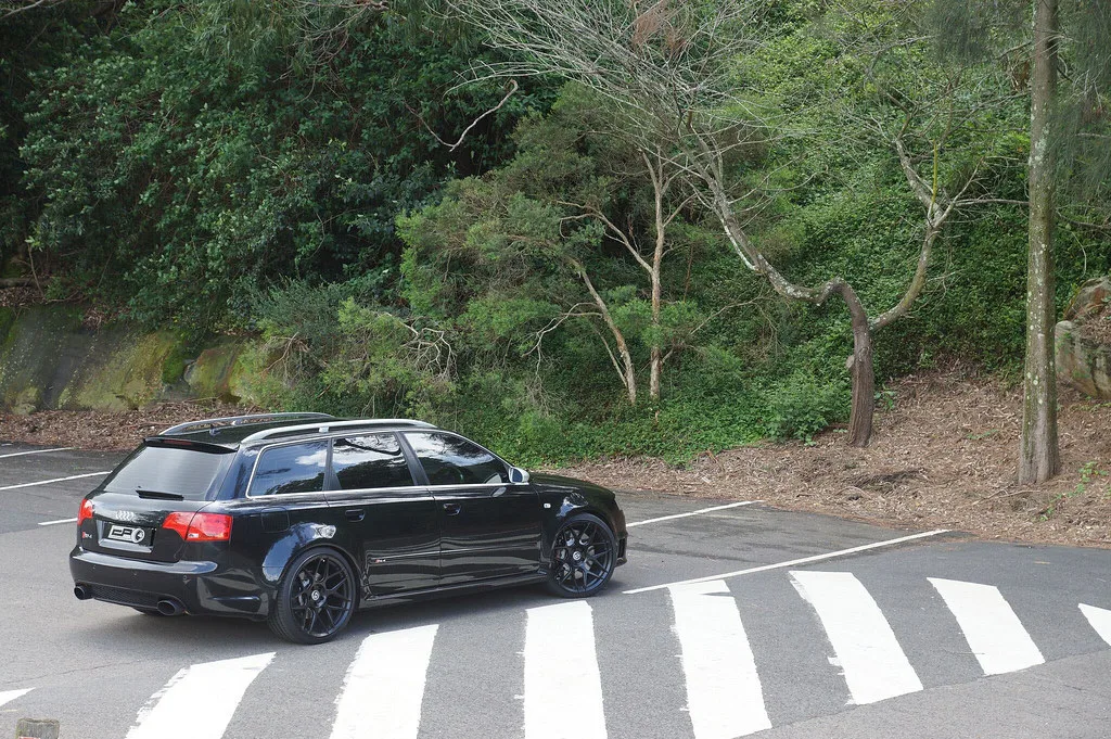 HRE Performance FlowForm FF01 on Audi RS 4 B7, photo 3
