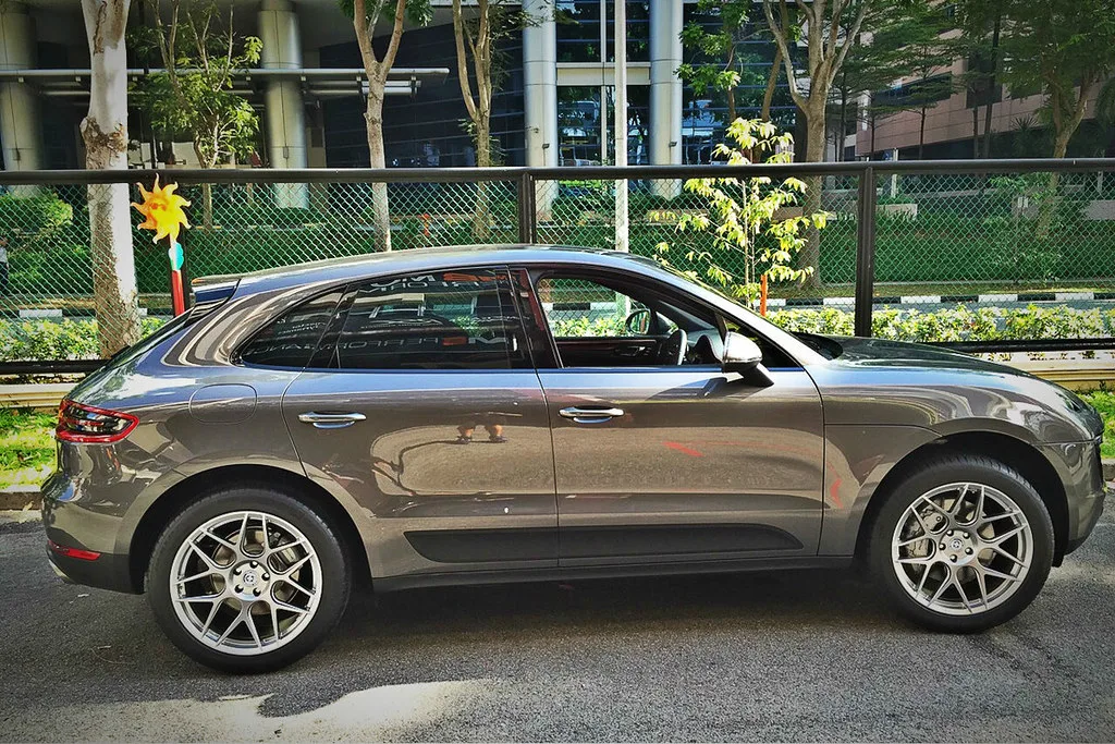 HRE Performance FlowForm FF01 on Porsche Macan 95B.1, photo 5