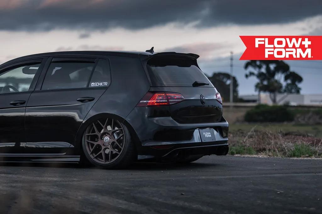 HRE Performance FlowForm FF01 on Volkswagen Golf Mk6 (Typ 5K), photo 12