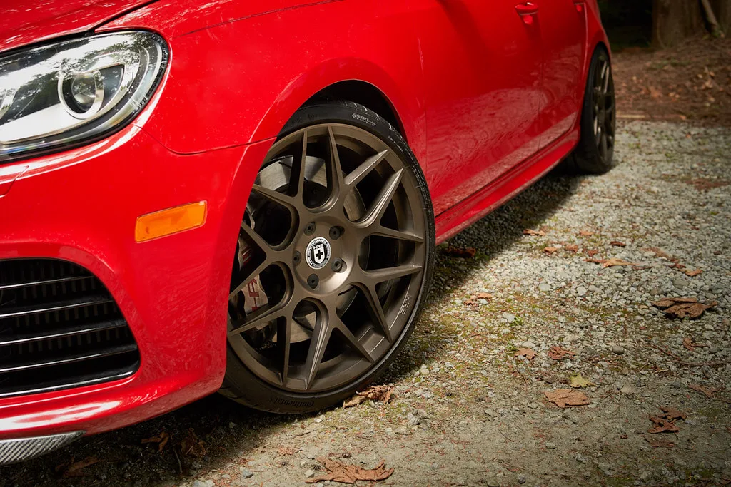 HRE Performance FlowForm FF01 on Volkswagen Golf Mk6 (Typ 5K), photo 2