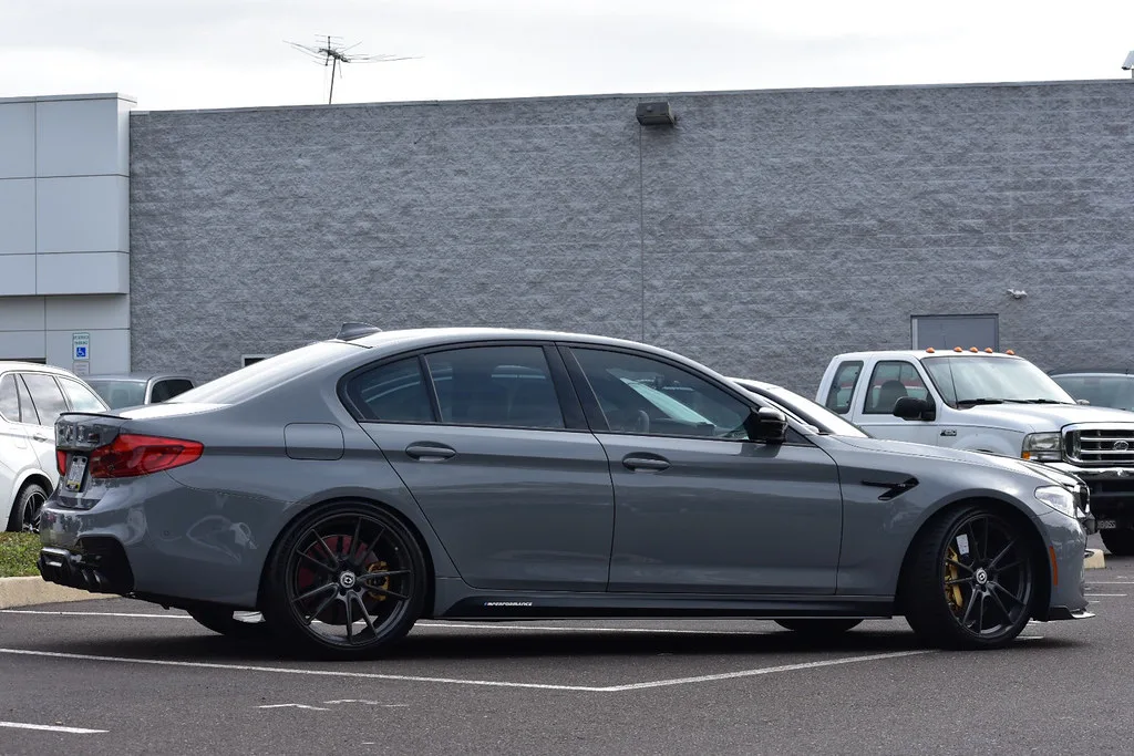 HRE Performance FlowForm FF04 on BMW M5 F90.1, photo 3