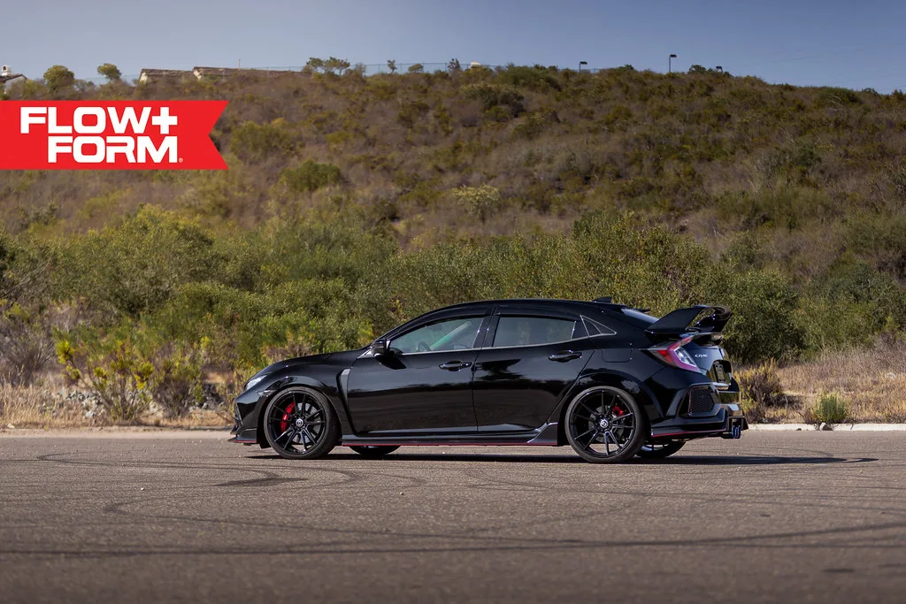 HRE Performance FlowForm FF04 on Honda Civic Type R FK8, photo 3