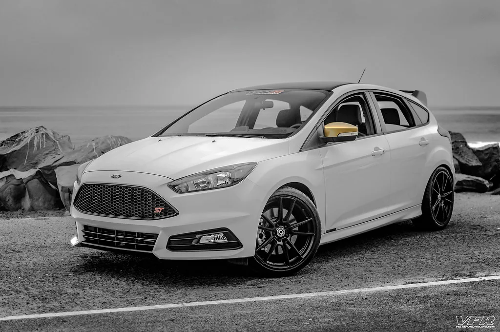 HRE Performance FlowForm FF04 on Ford Focus Mk3 (2011-2018), photo 5
